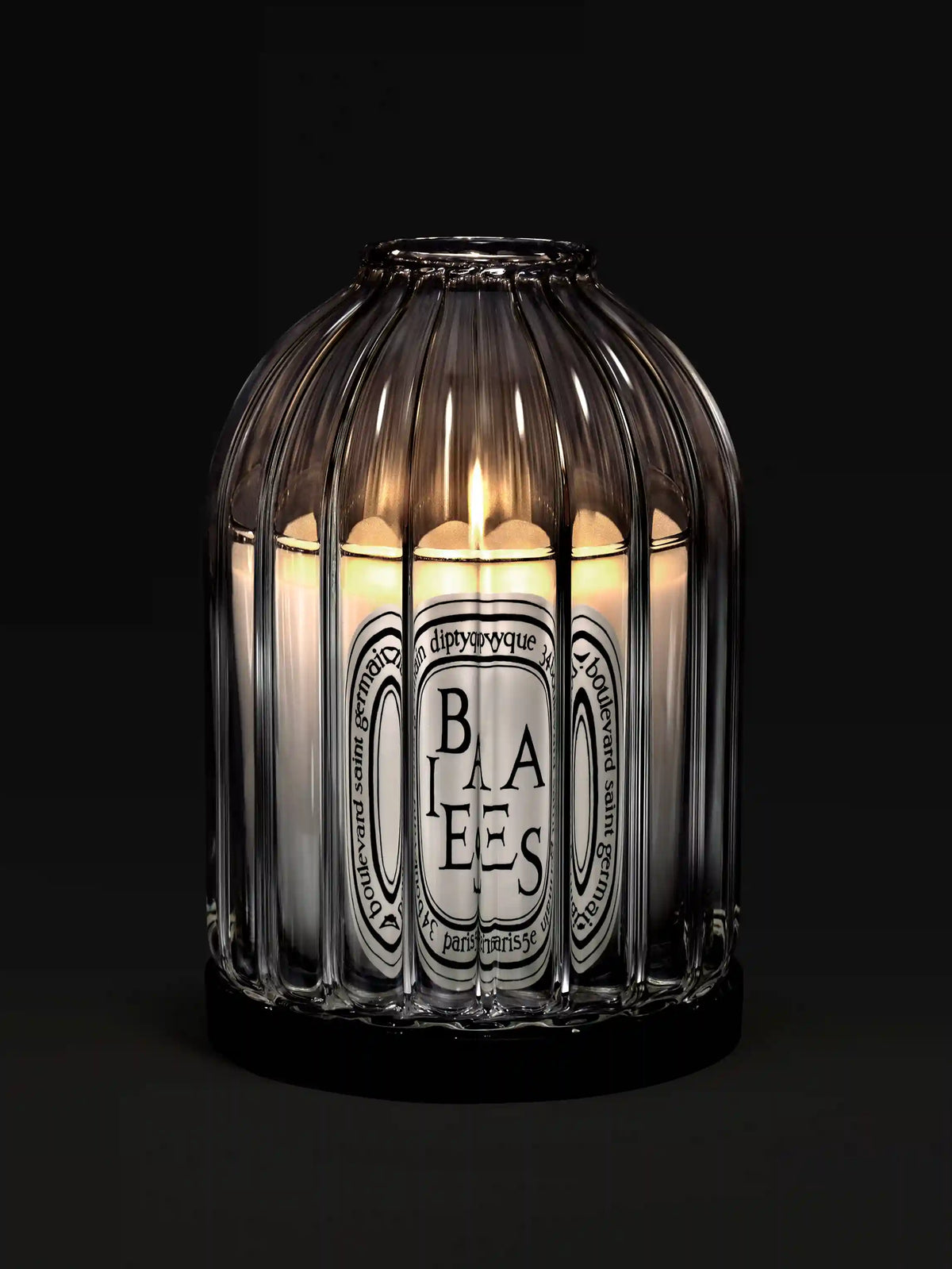 Ribbed candle holder - For classic candles